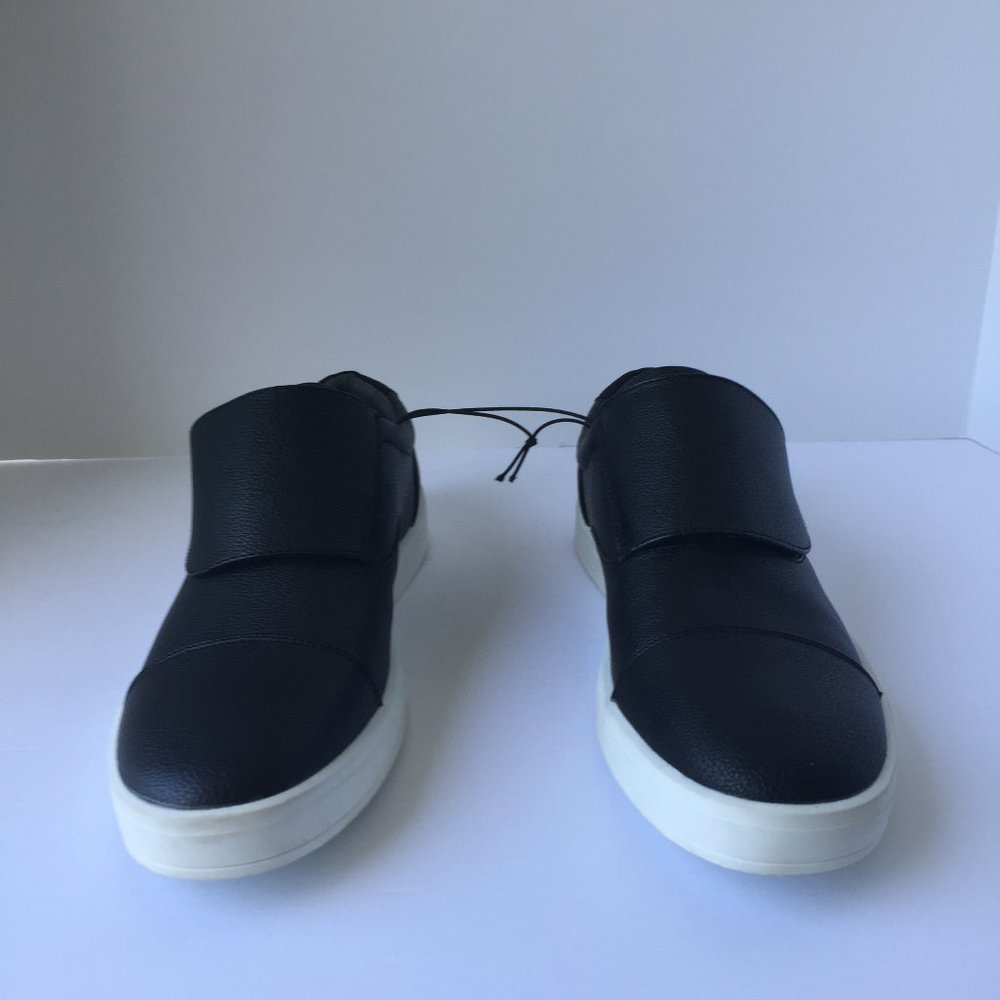 Calvin Klein Mens Black  Beacon Casual Shoe  7.5